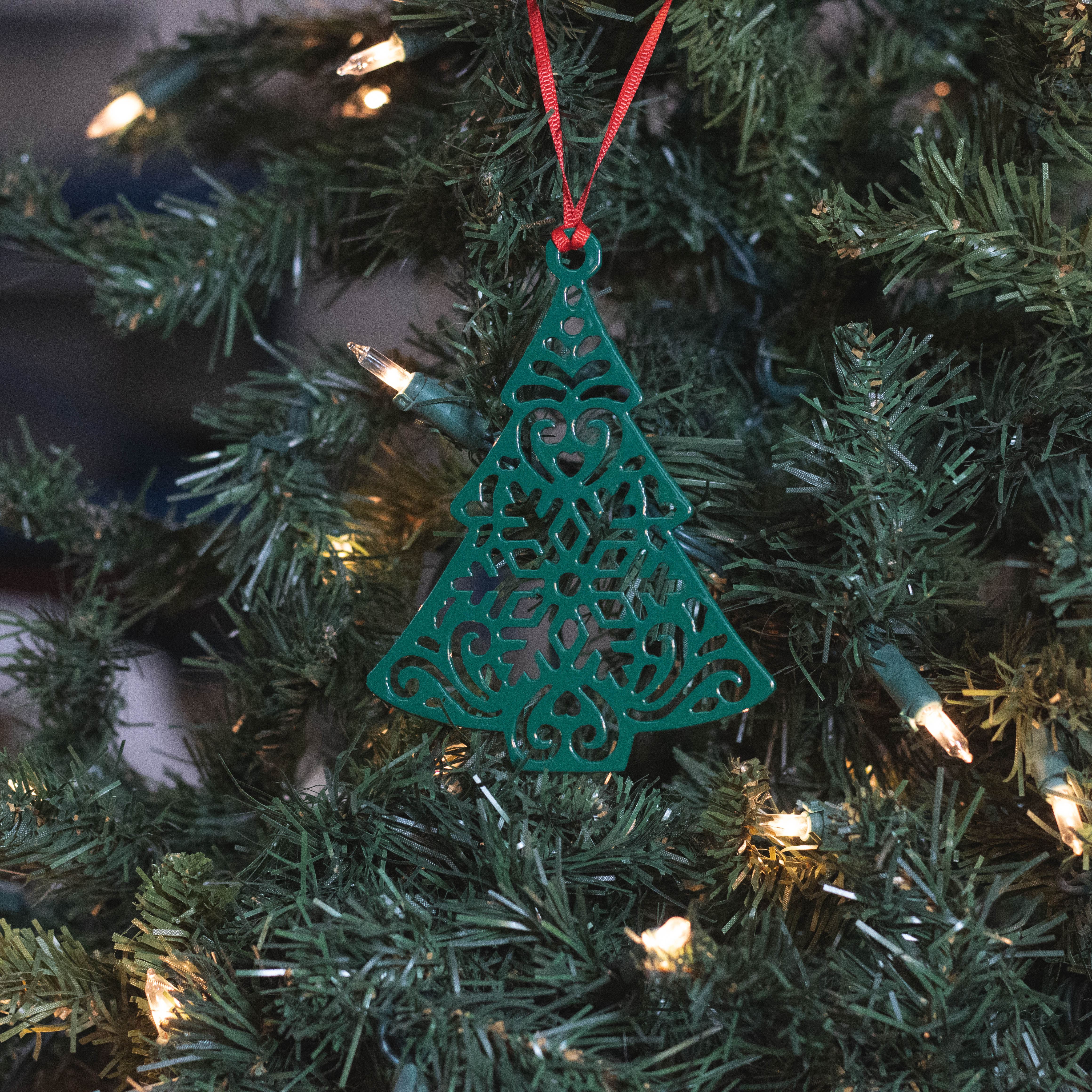 Decorative Tree Ornament - Green